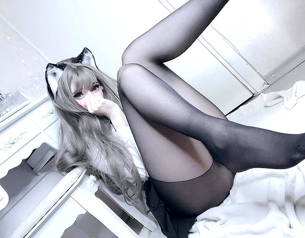 candy_balll instagram image archive image