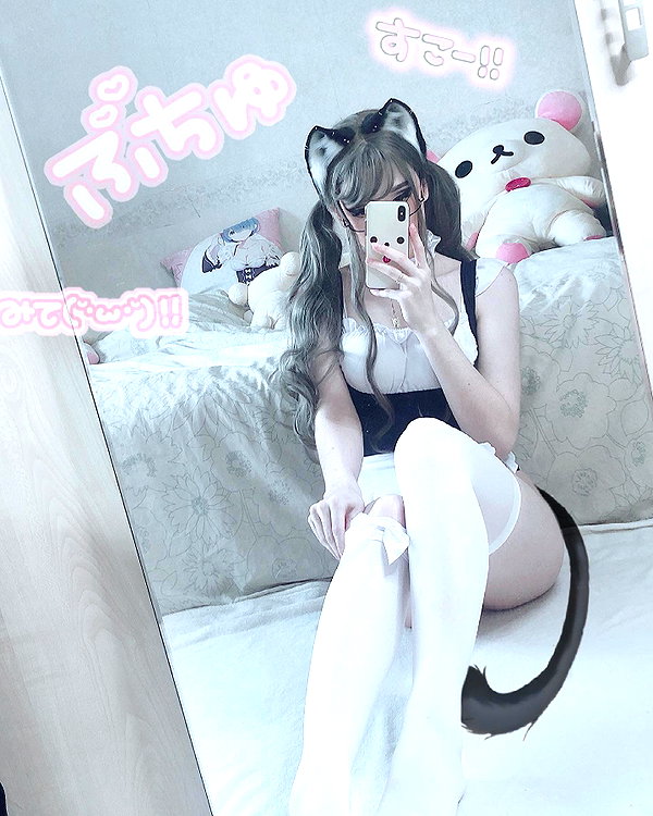 candy_balll instagram image archive image