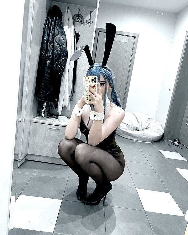 candy_balll instagram image archive image