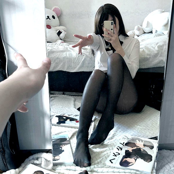 candy_balll instagram image archive image