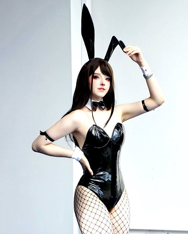candy_balll instagram image archive image