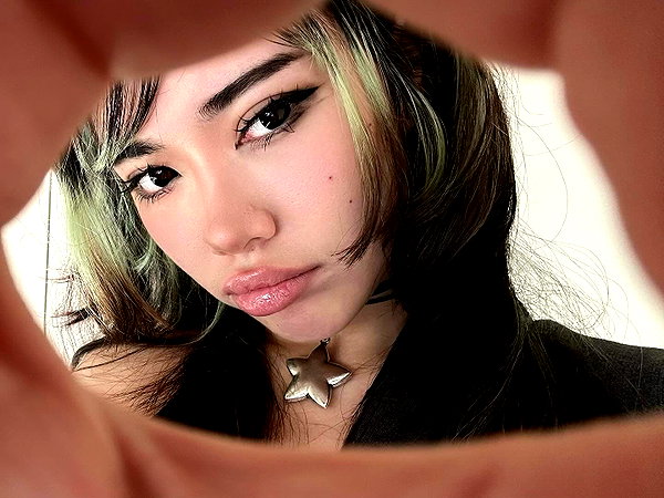 carmen.lial instagram image archive image