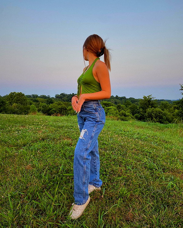 carmenrose._ instagram image archive image
