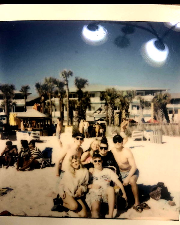 carmenrose._ instagram image archive image
