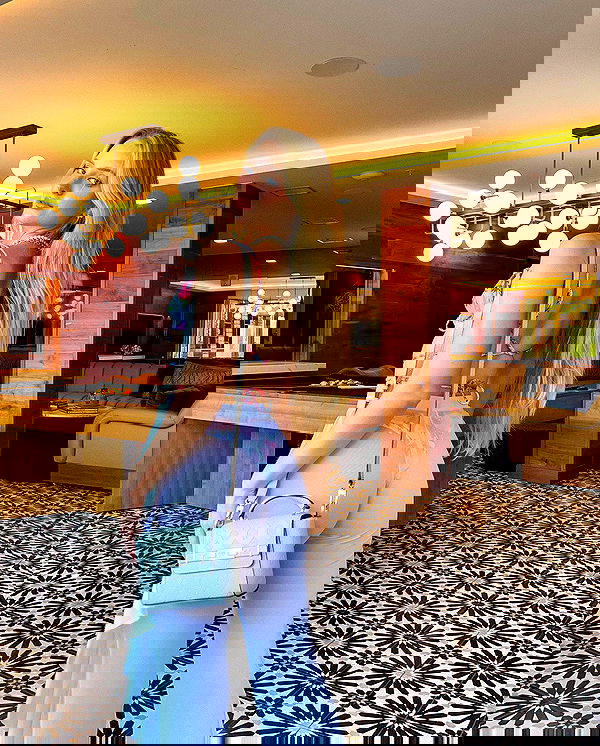 carolinezalog carolinezalog archive image