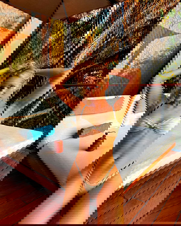 carolinezalog carolinezalog archive image