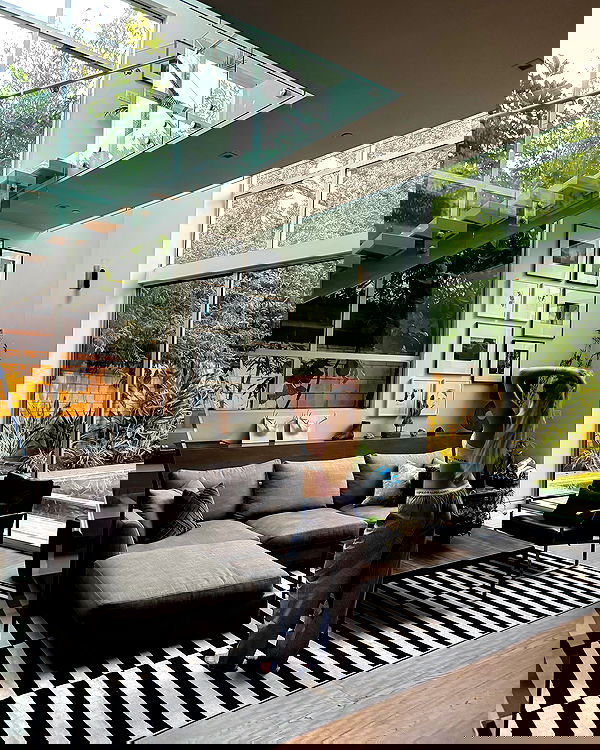 carolinezalog carolinezalog archive image