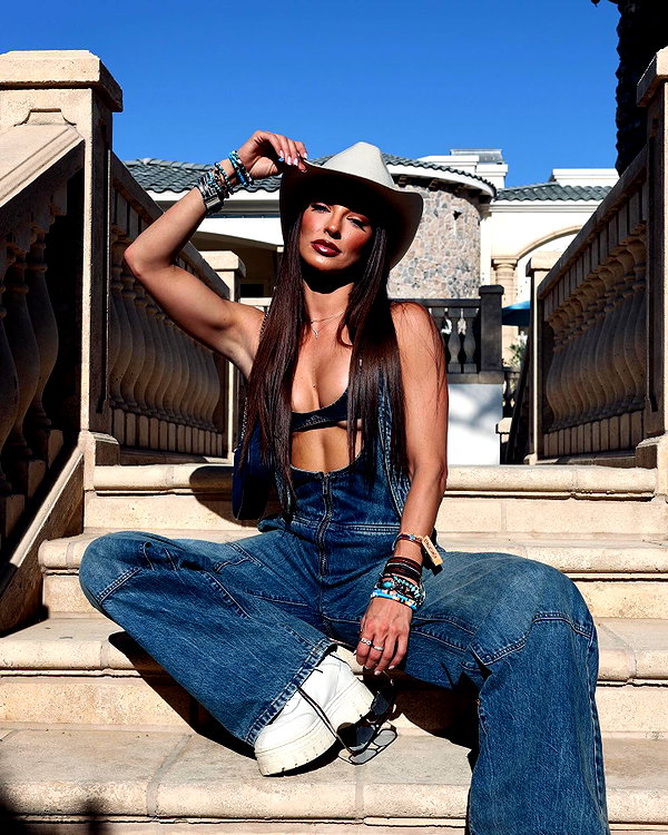 caseboon instagram image archive image