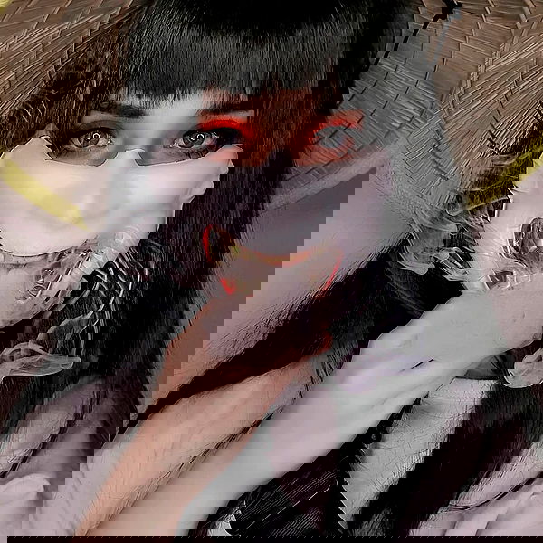 cata.leyah image ~ Altpins