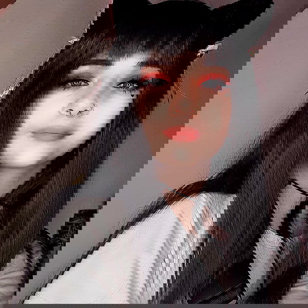 cata.leyah image ~ Altpins