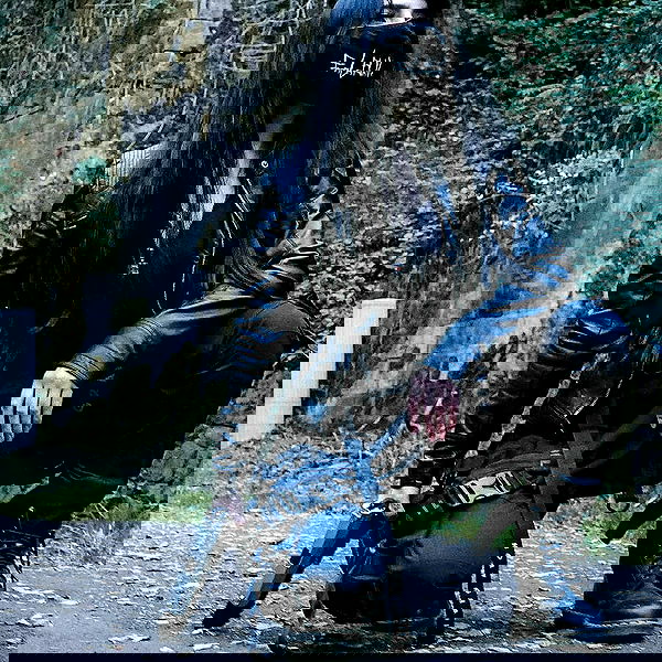 cata.leyah image ~ Altpins