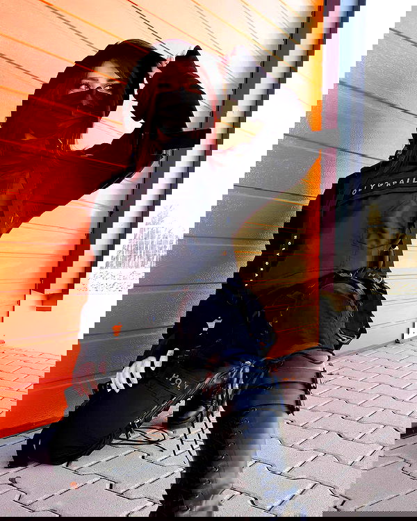 cata.leyah image ~ Altpins