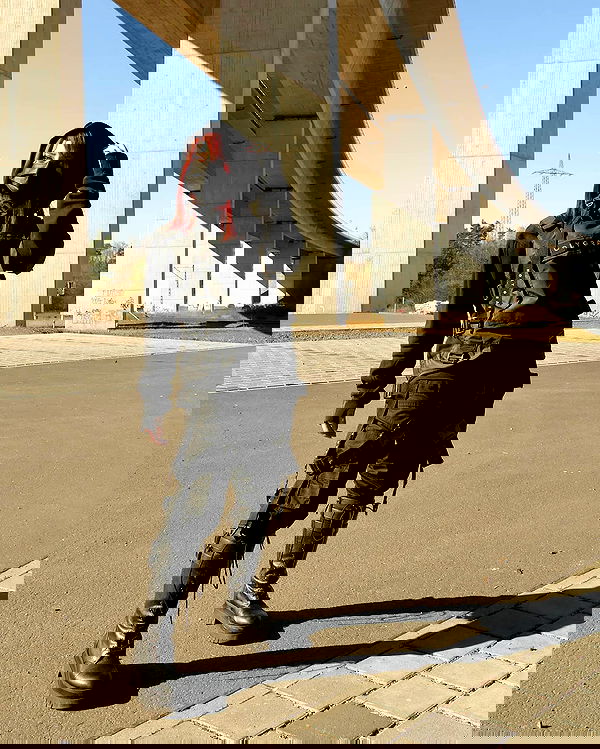 cata.leyah image ~ Altpins