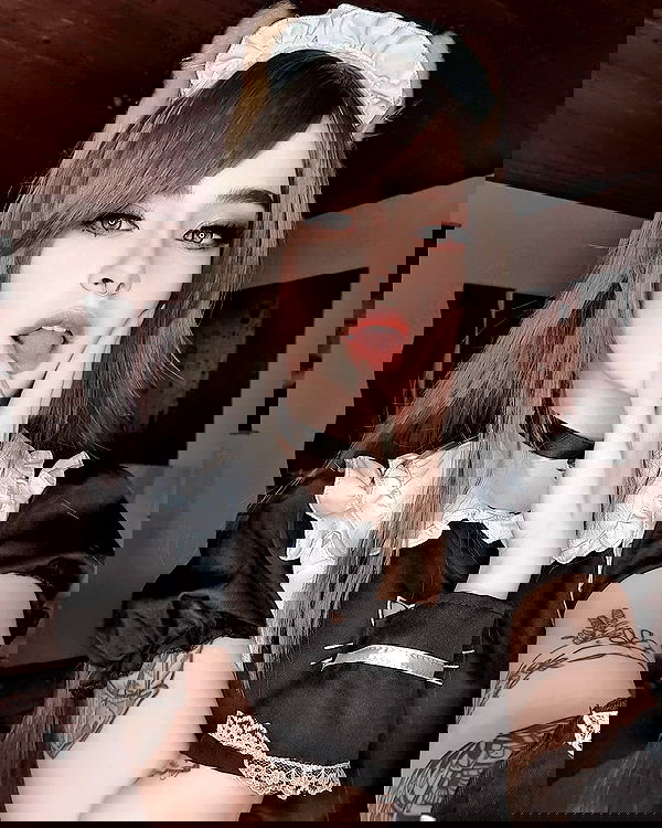 cata.leyah image ~ Altpins