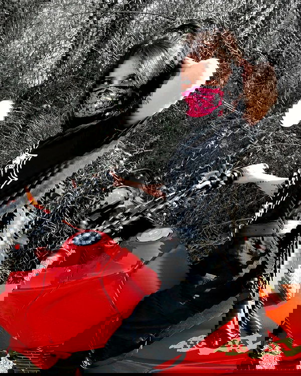 cata.leyah image ~ Altpins