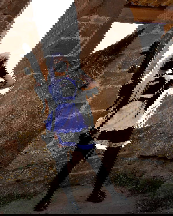 cata.leyah image ~ Altpins