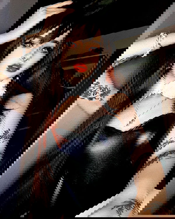 cata.leyah image ~ Altpins