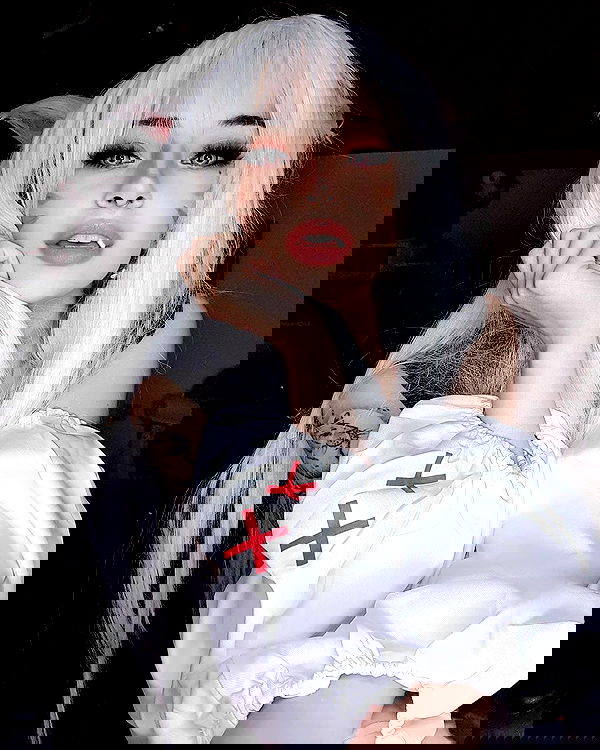 cata.leyah image ~ Altpins