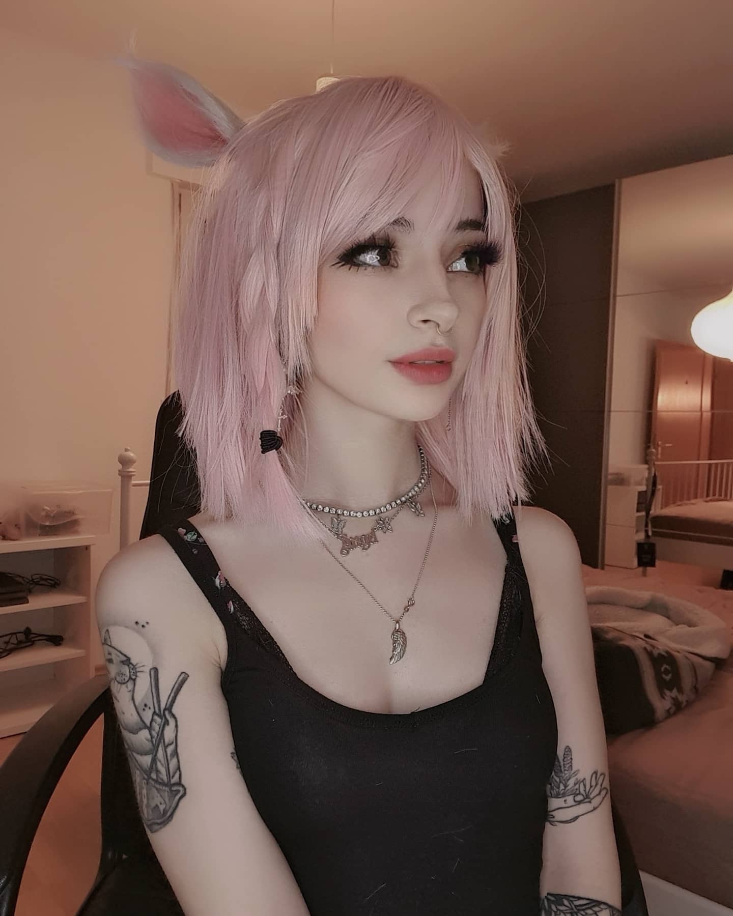 cata.leyah instagram image archive image