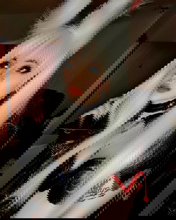 cata.leyah image ~ Altpins