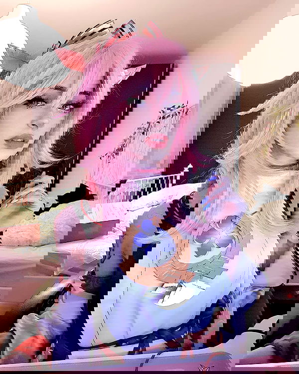 cata.leyah image ~ Altpins