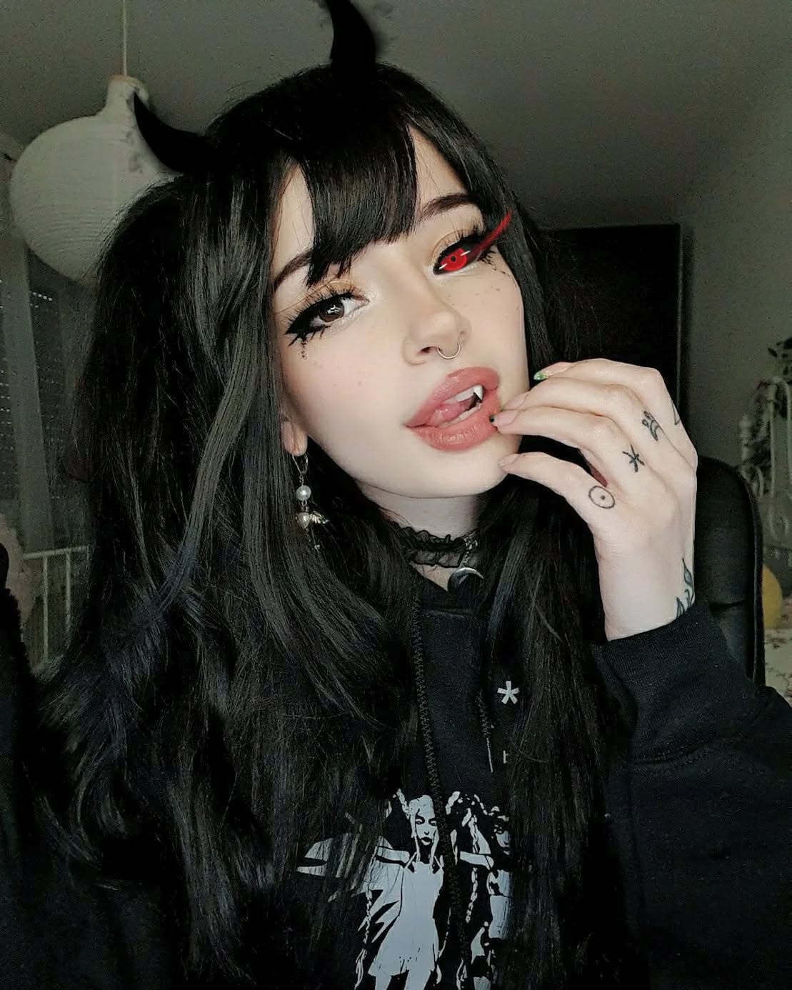 cata.leyah instagram image archive image