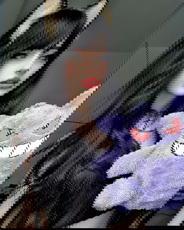 cata.leyah image ~ Altpins