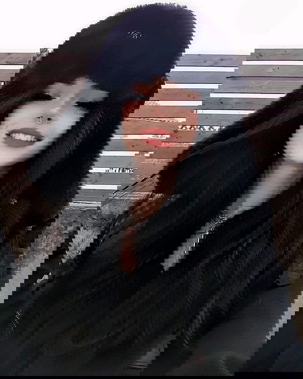 cata.leyah image ~ Altpins