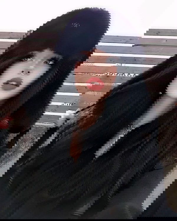 cata.leyah image ~ Altpins