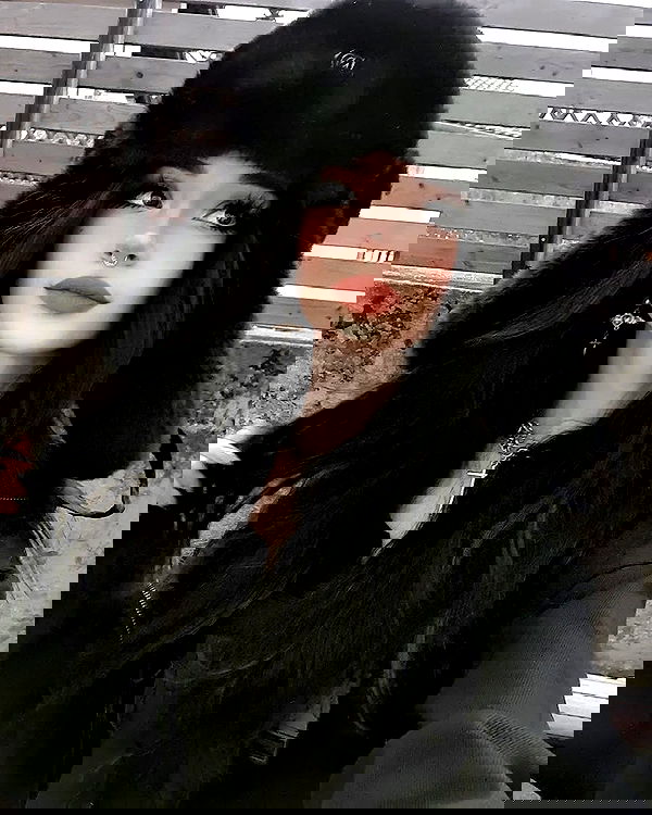 cata.leyah image ~ Altpins