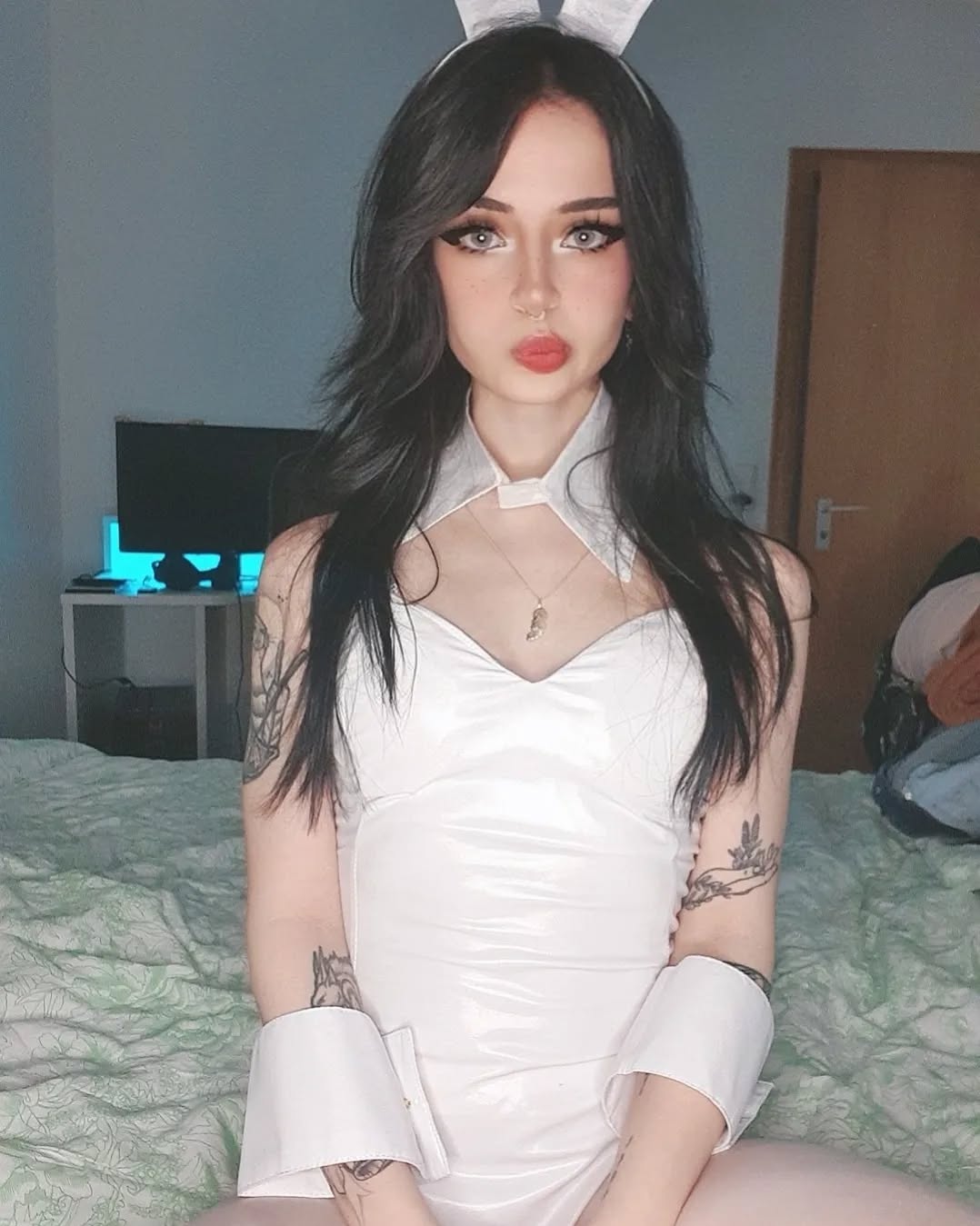 cata.leyah instagram image archive image