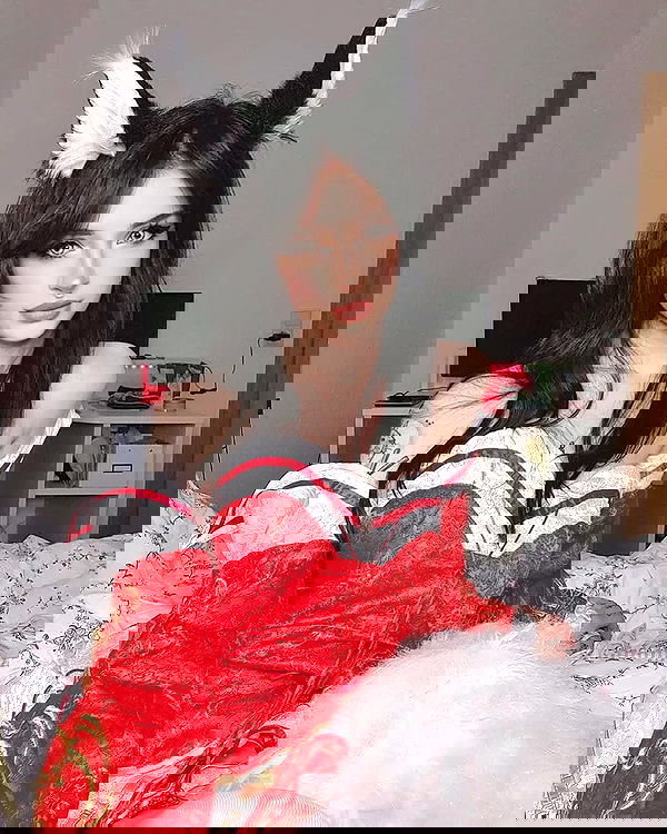 cata.leyah image ~ Altpins