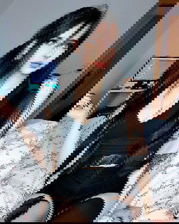 cata.leyah image ~ Altpins