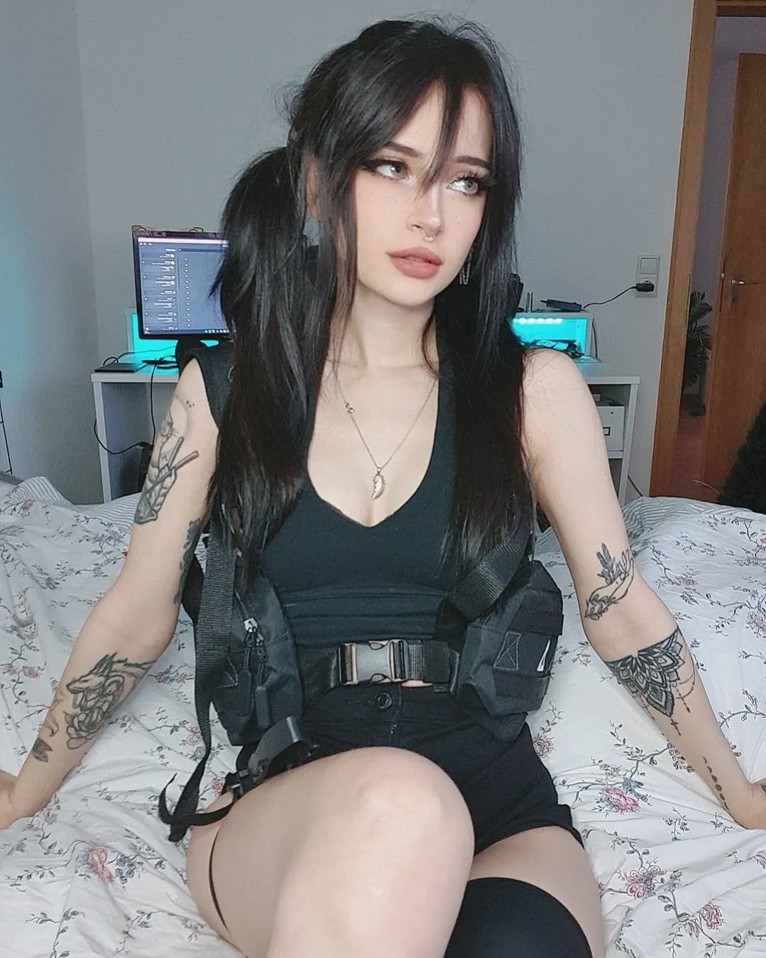 cata.leyah instagram image archive image