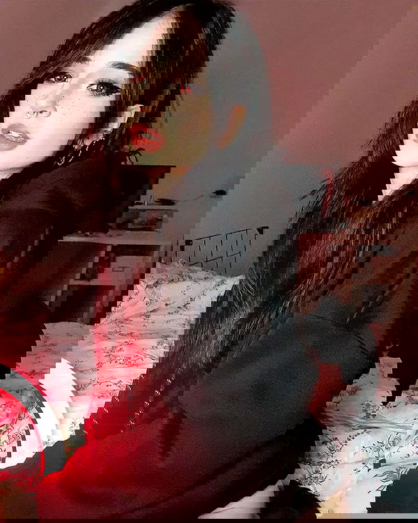 cata.leyah image ~ Altpins