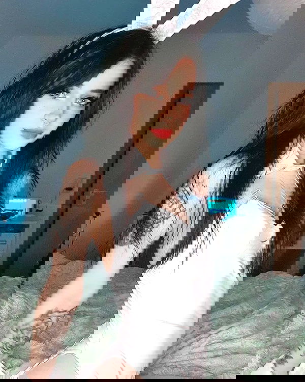 cata.leyah image ~ Altpins