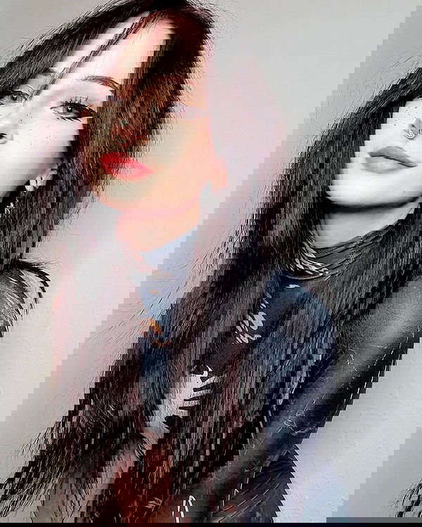 cata.leyah image ~ Altpins