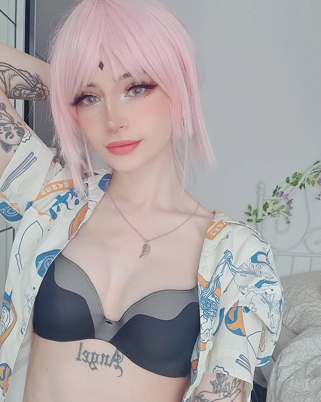 cata.leyah instagram image archive image