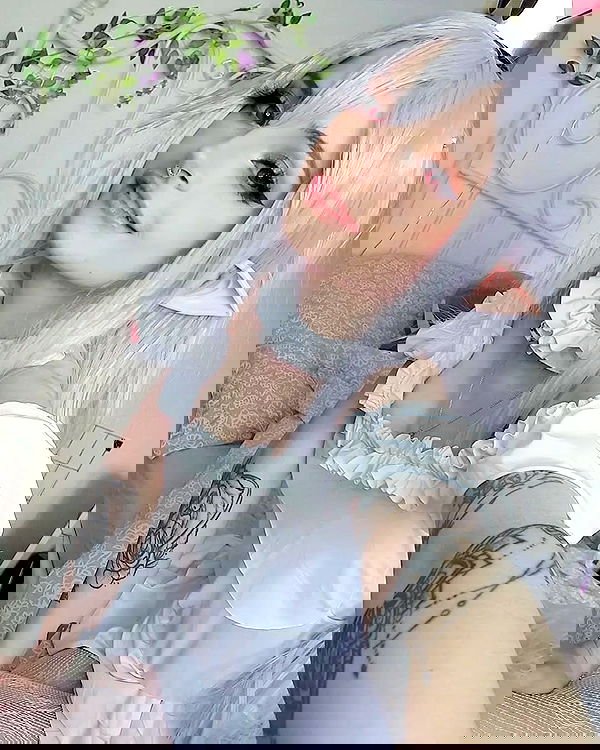 cata.leyah image ~ Altpins