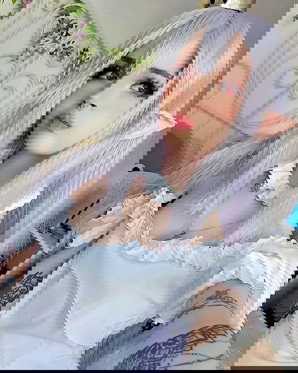 cata.leyah image ~ Altpins