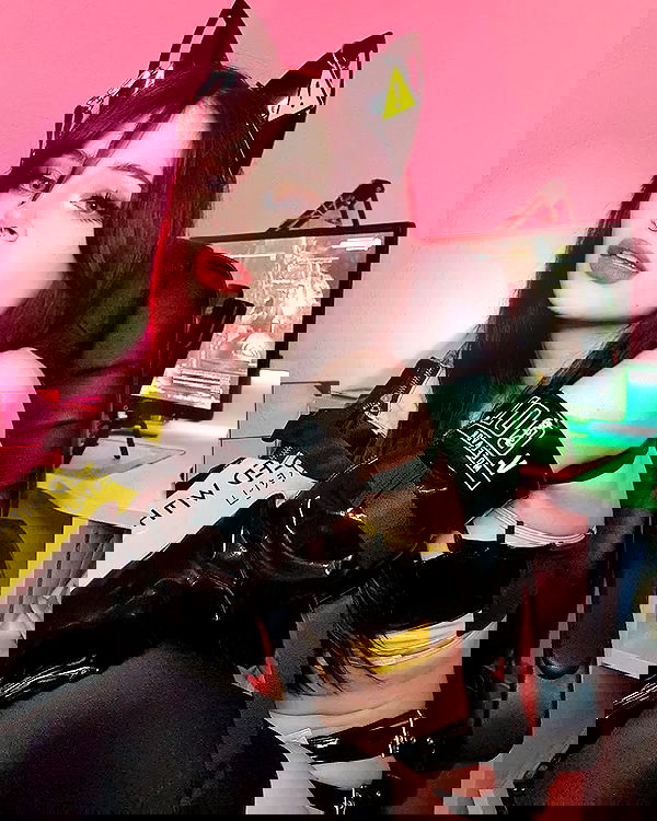 cata.leyah image ~ Altpins