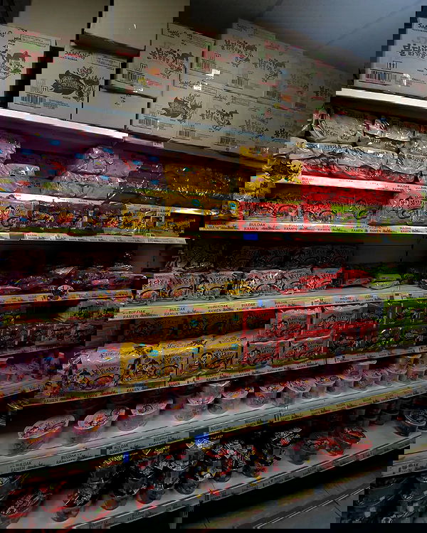 cata.leyah image ~ Altpins