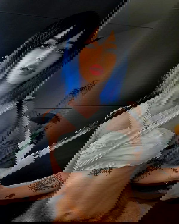 cata.leyah image ~ Altpins