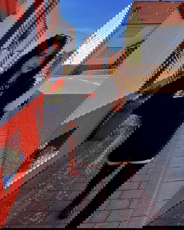 cata.leyah image ~ Altpins