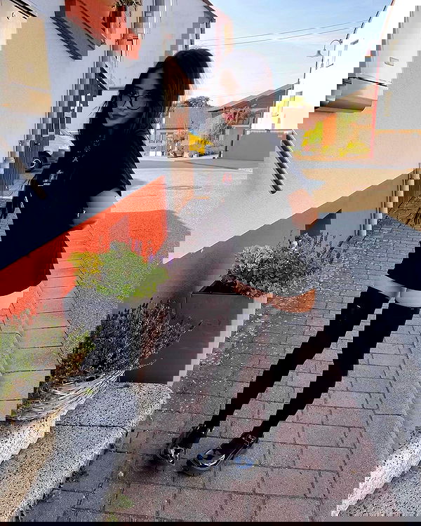 cata.leyah image ~ Altpins