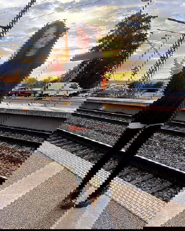 cata.leyah image ~ Altpins