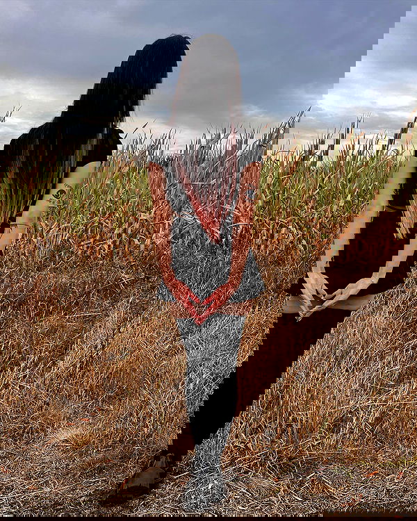 cata.leyah image ~ Altpins