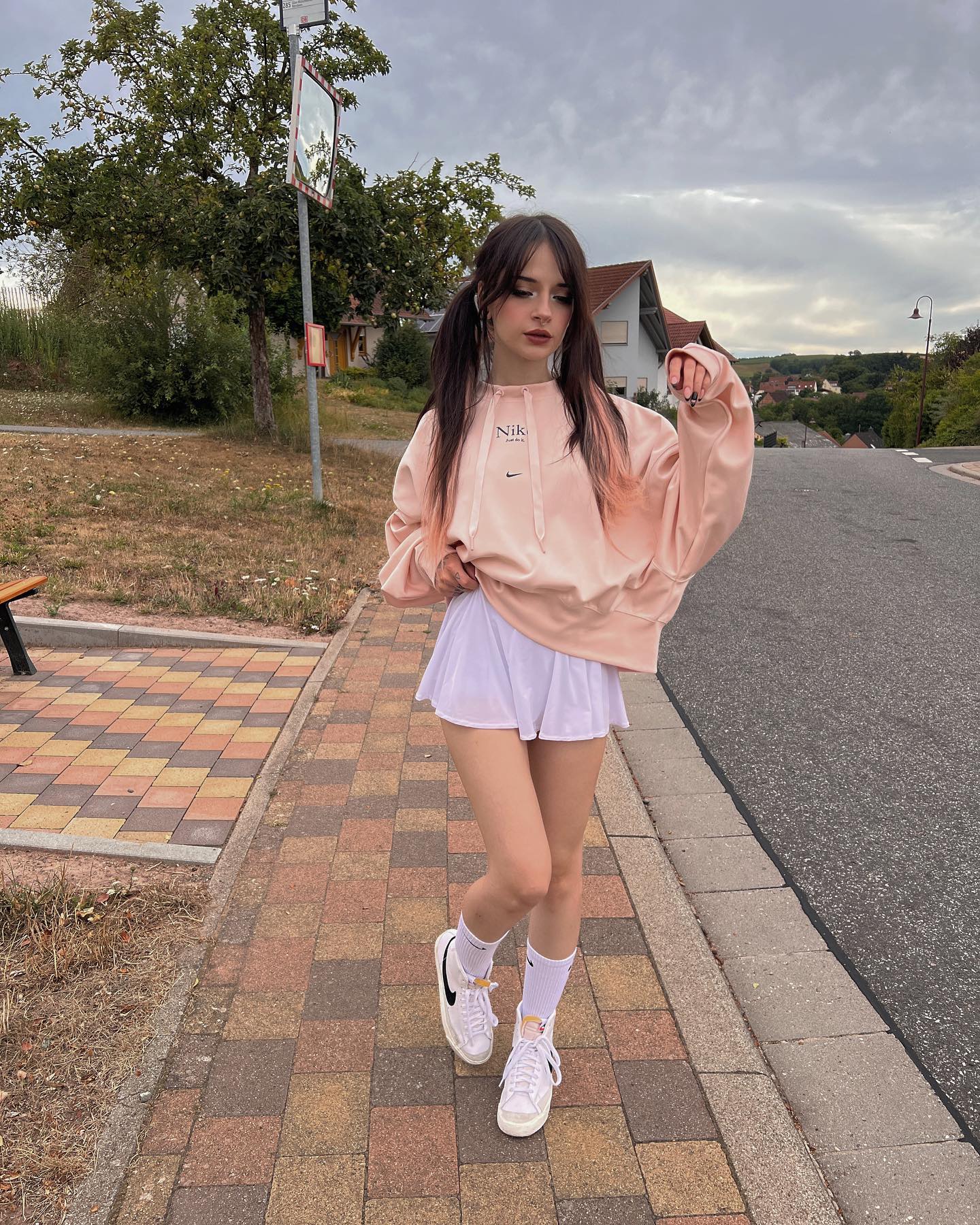 cata.leyah instagram image archive image