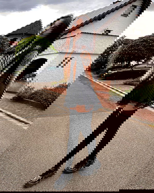 cata.leyah image ~ Altpins