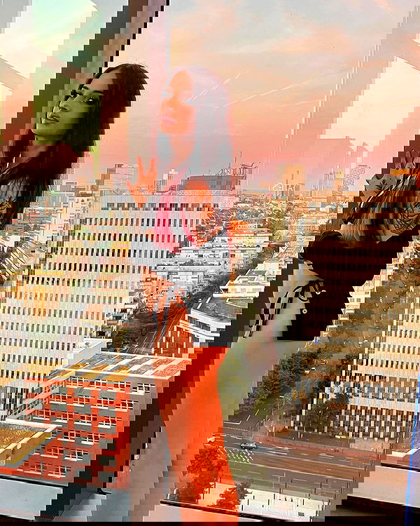 cata.leyah image ~ Altpins